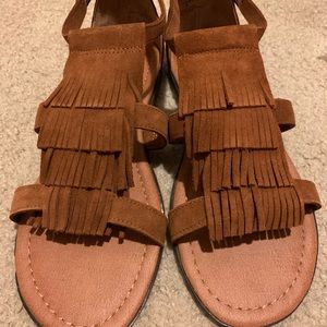 Minnetonka Maui sandals